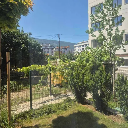 아파트 Garden Near Paradise Mall *